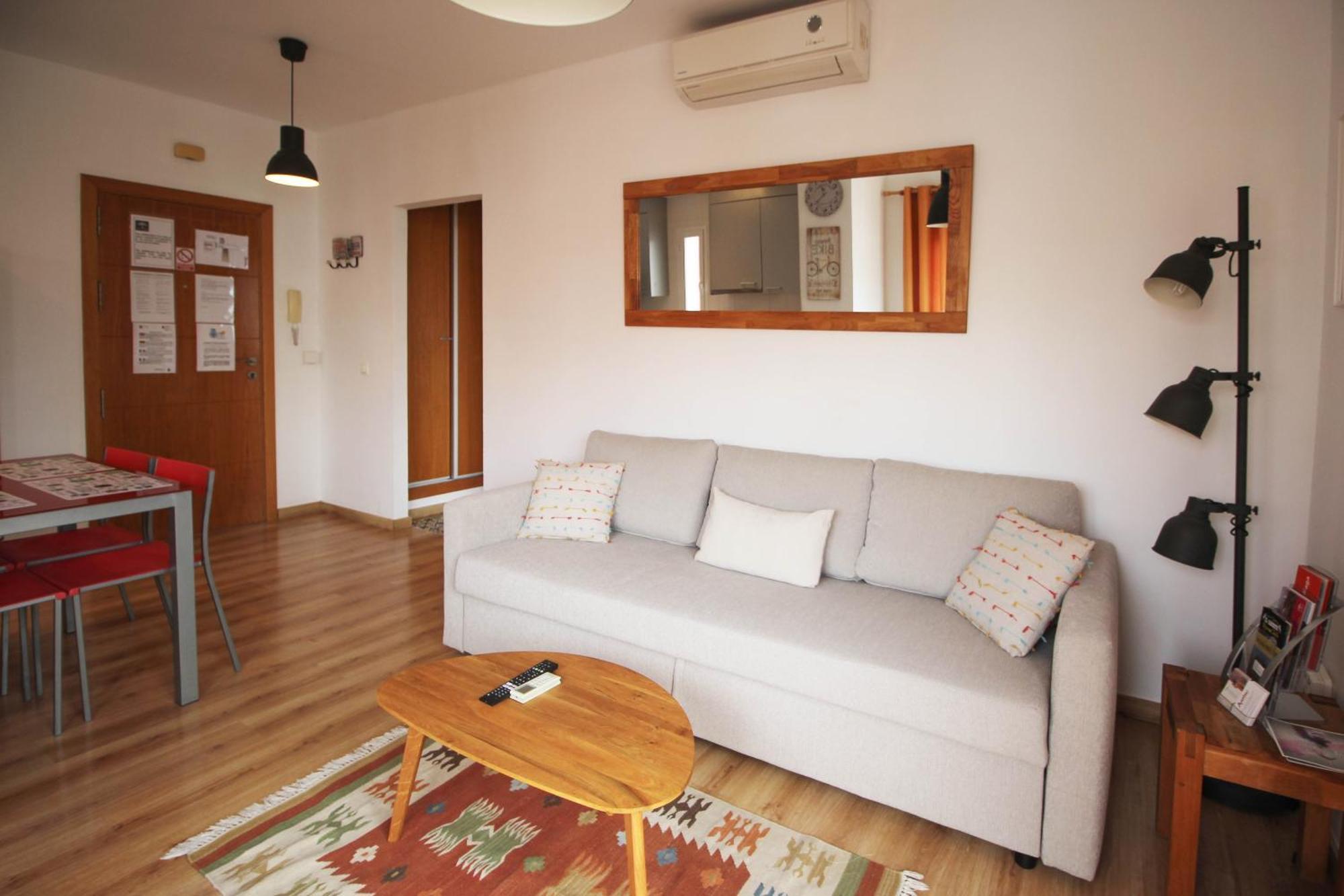 شقة Barcelo 30, Terrace, Center, Garage On Request, Quite Neighborhood, Ba مالقة المظهر الخارجي الصورة
